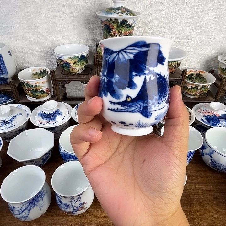 忠意堂釉下彩荷花鳜鱼