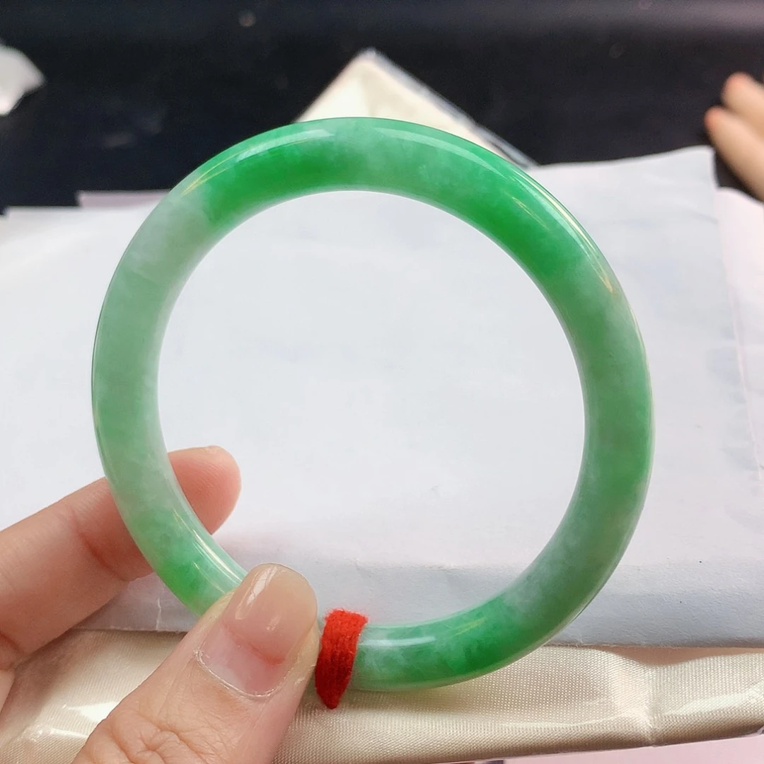 翡翠手镯未镶嵌57圈圆2475