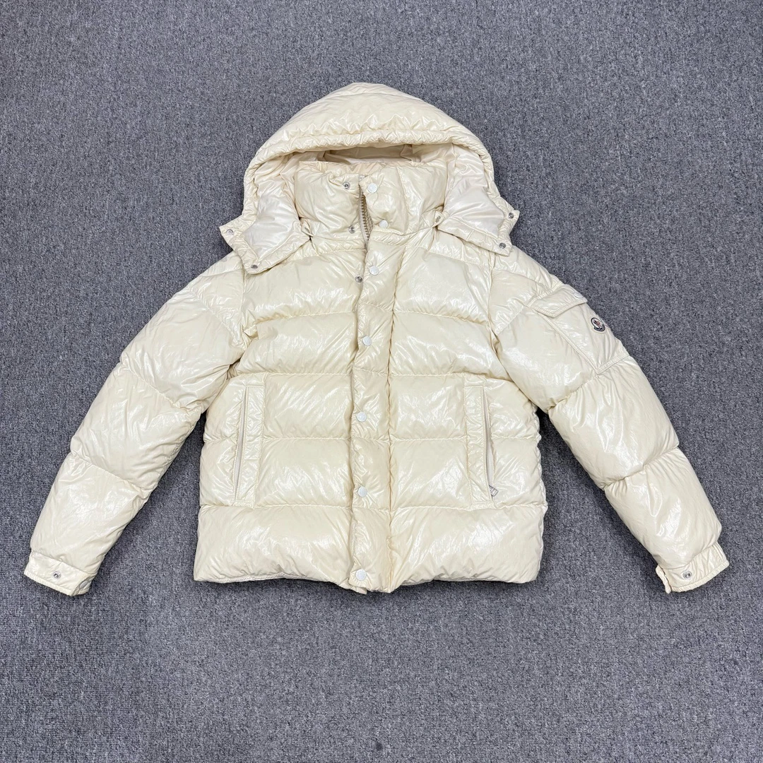 99新 MONCLER 18062752蒙口 Maya70周年象牙白羽绒服外套 1码99新