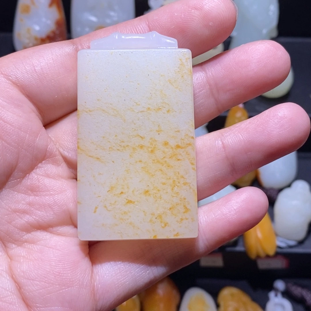 清***流和田玉未镶嵌颈饰