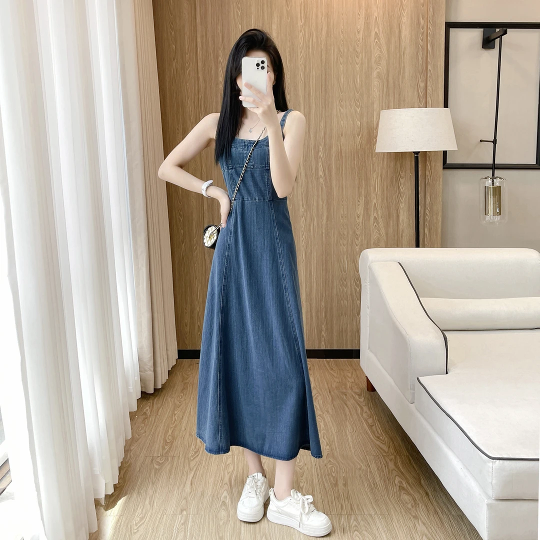 复古时尚牛仔连衣裙女夏季高级感小众修身显瘦吊带长裙过膝背带裙