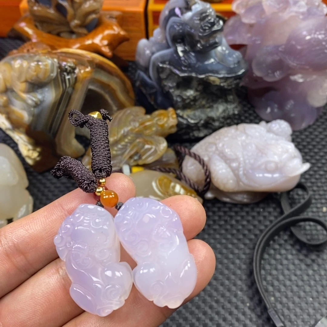 玛瑙/玉髓手把件未镶嵌用****梦