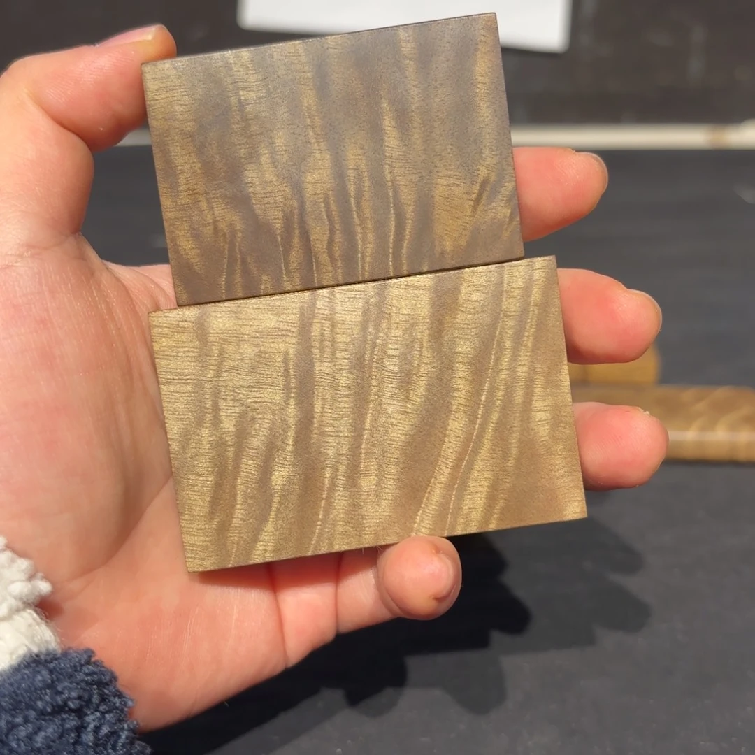 东***燃金丝楠木无事牌材料