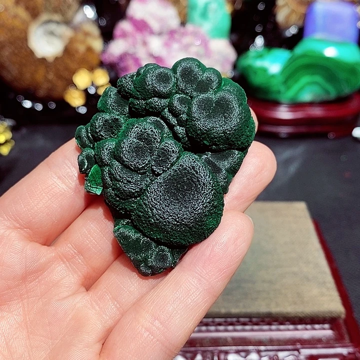 石材孔雀石。孔雀石。孔雀石