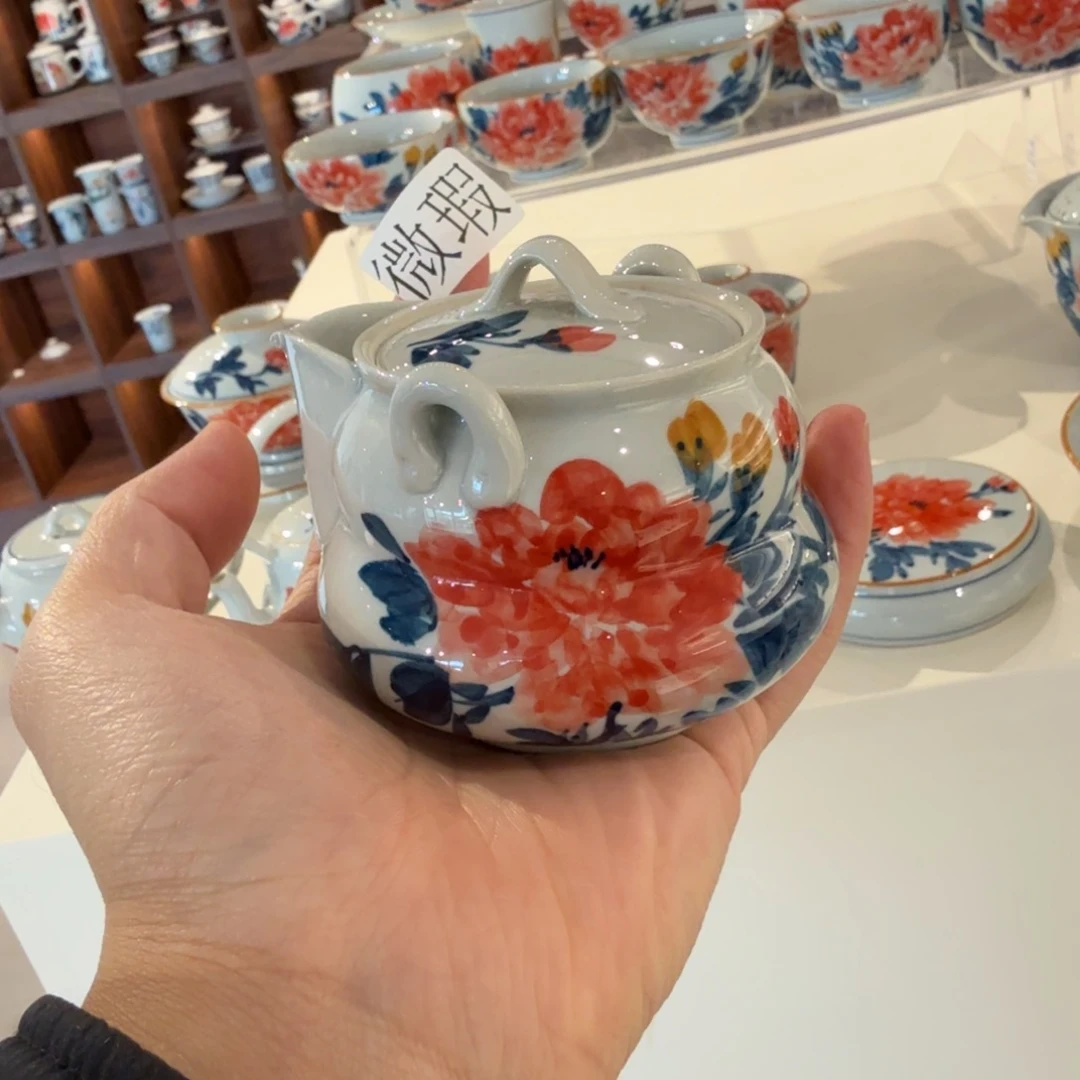 釉下手绘茶具微瑕