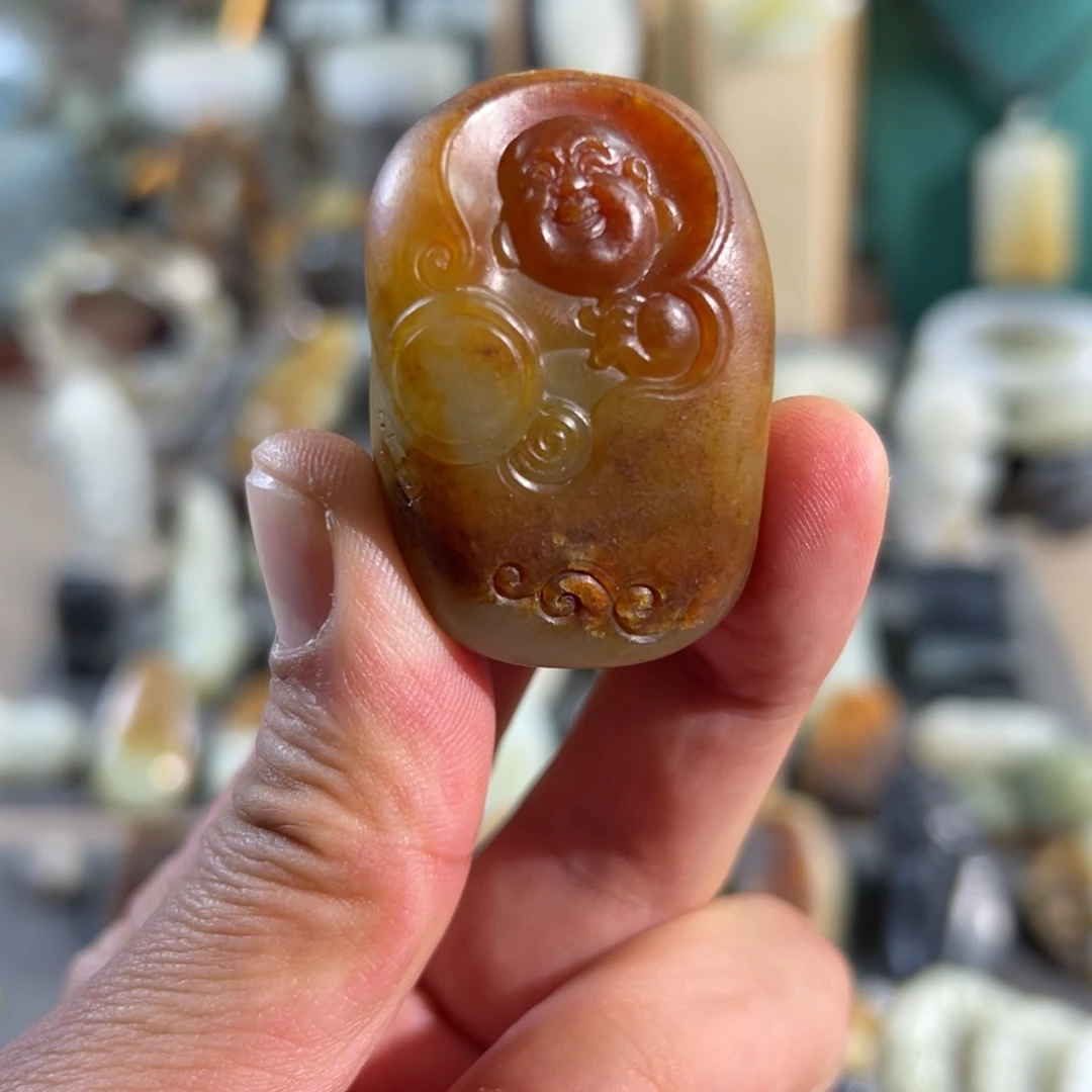 和田玉未镶嵌颈饰真皮真色