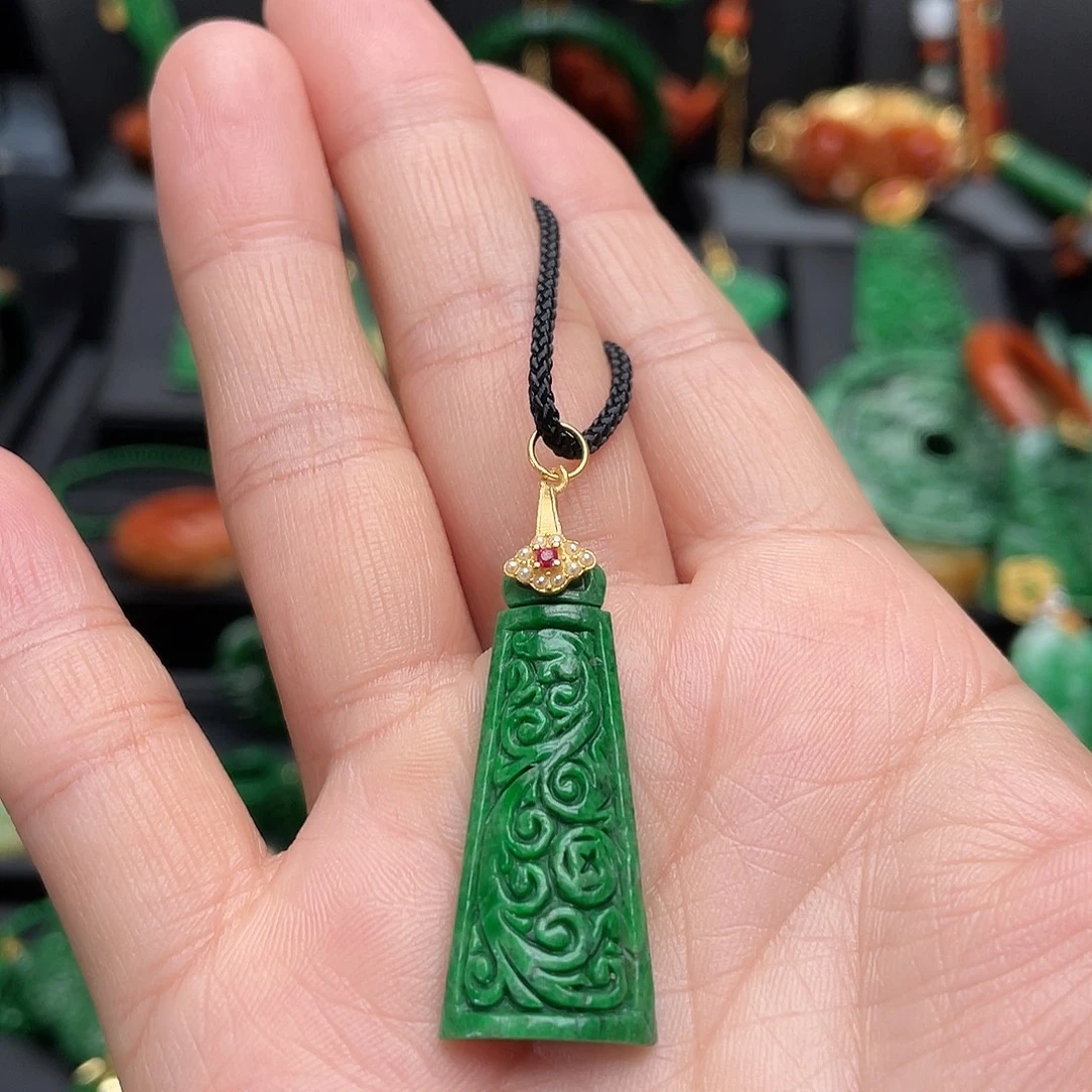 翡翠银S925镶嵌颈饰