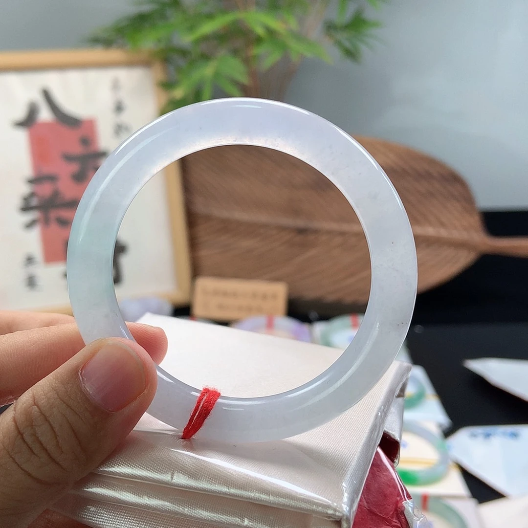 翡翠手镯未镶嵌19h