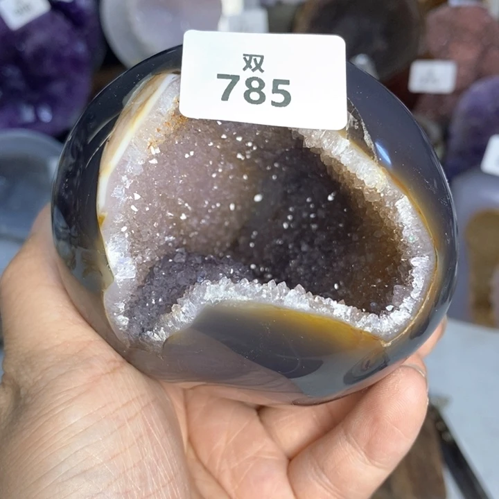 未镶嵌水晶大型摆件（非配饰）