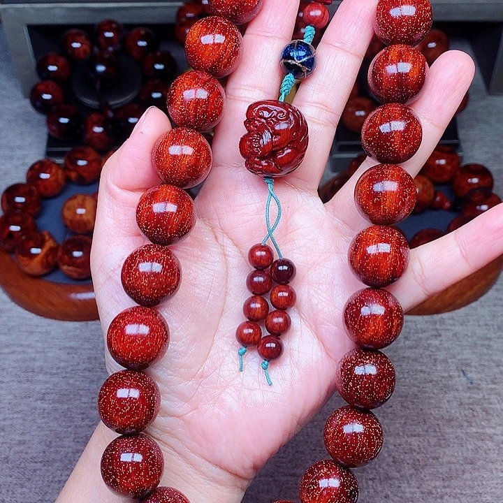 檀香紫檀（小叶紫檀）桃1.8红手持