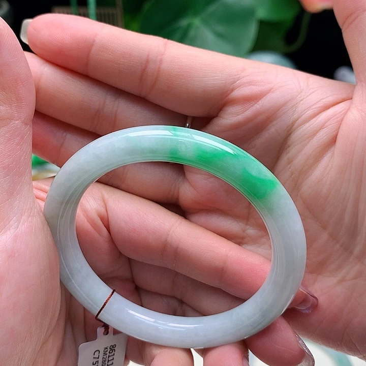 翡翠手镯未镶嵌55.7
