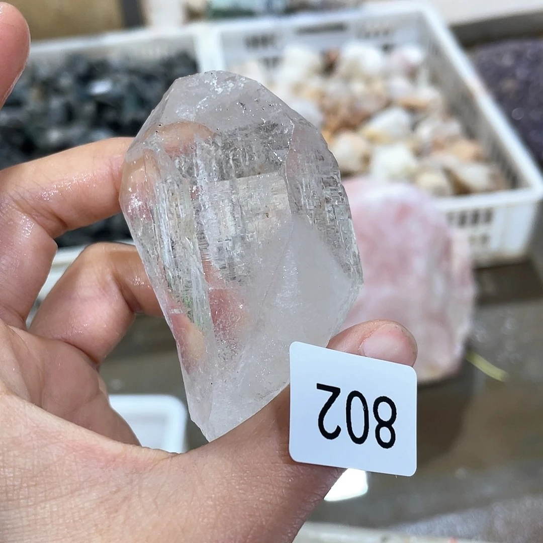 水晶摆件……未镶嵌