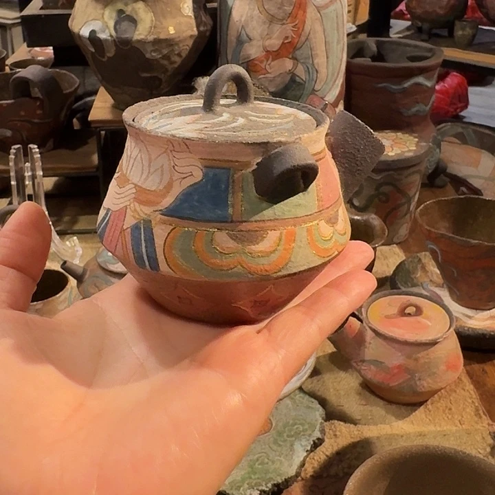 手工制作各种精美陶瓷