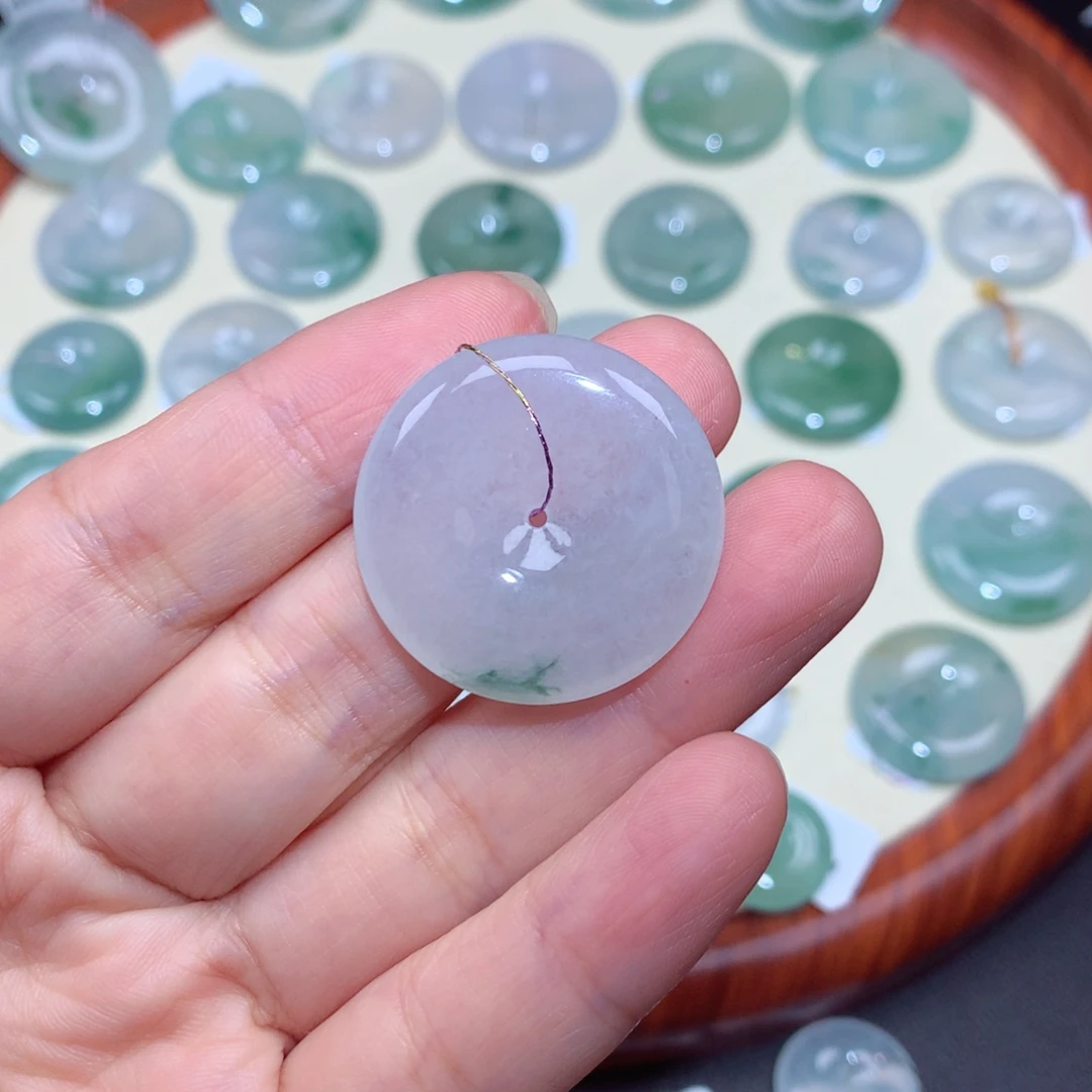 翡翠未镶嵌颈饰翡翠吊坠