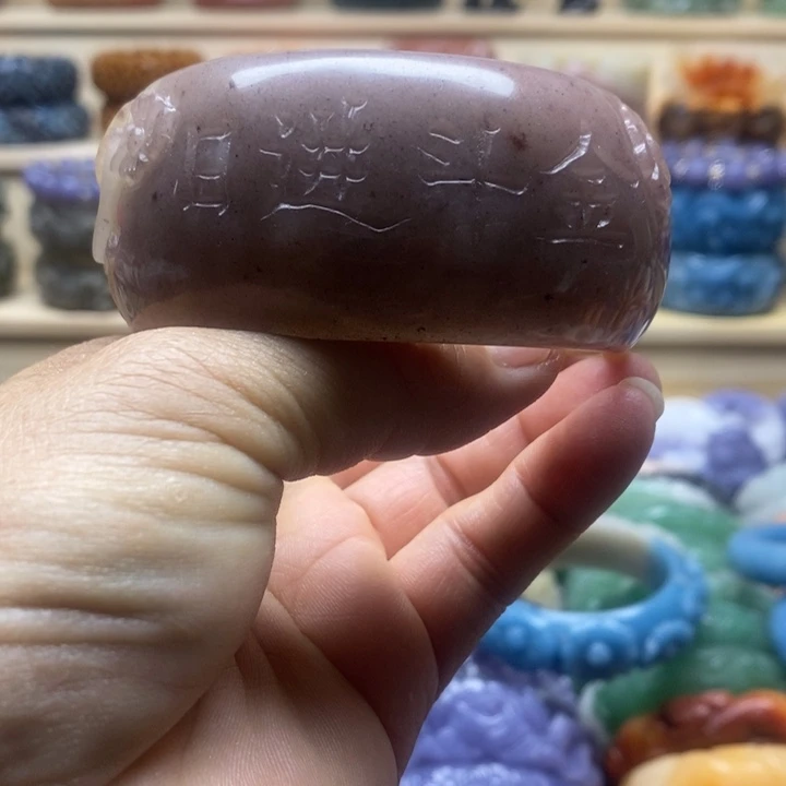 未镶嵌手镯石英质玉