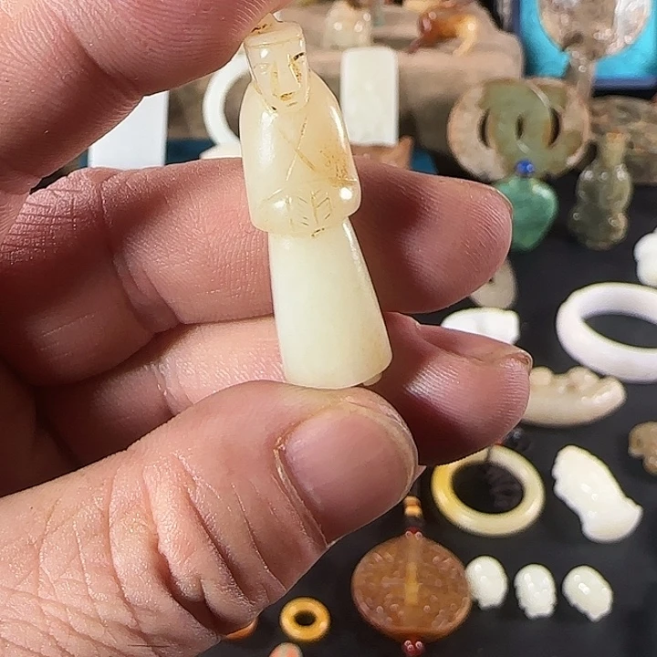 和田玉（糖玉）未镶嵌颈饰