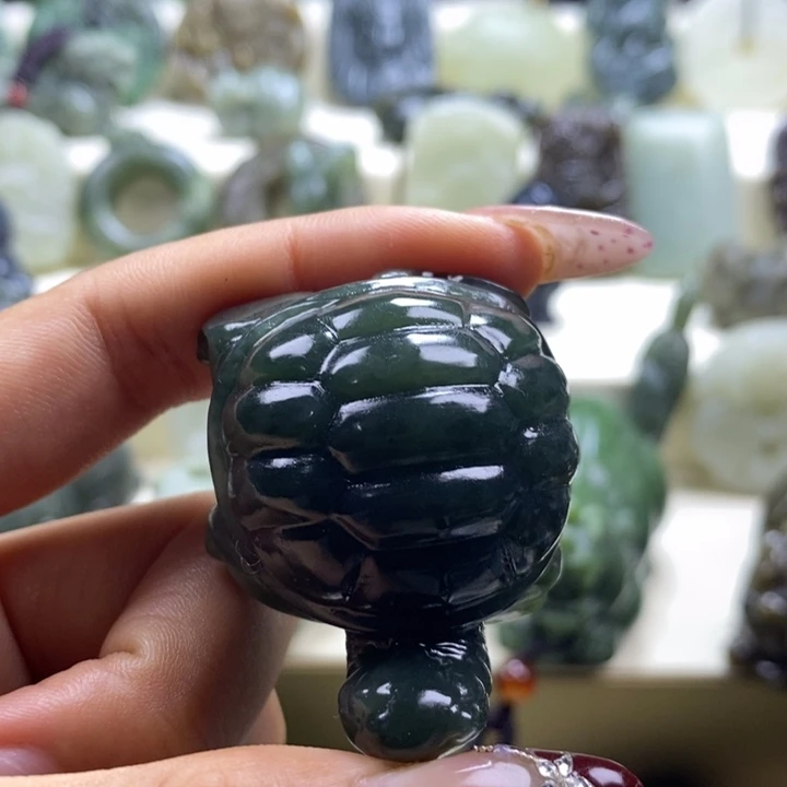 和田玉未镶嵌颈饰孙*文