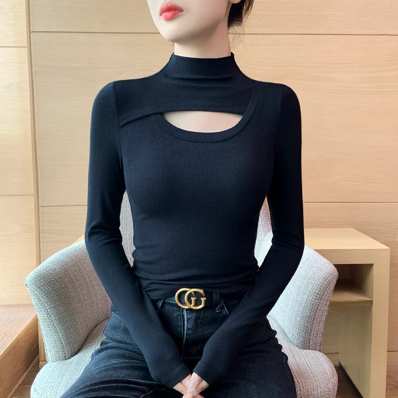 黑色半高领镂空打底内搭春秋2025新款螺纹修身显瘦设计感性感上衣