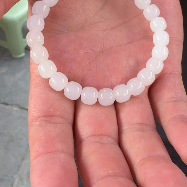 和田玉未镶嵌颈饰卡8