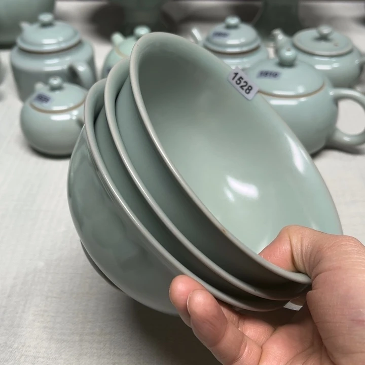 汝瓷1528三个缩釉碗……