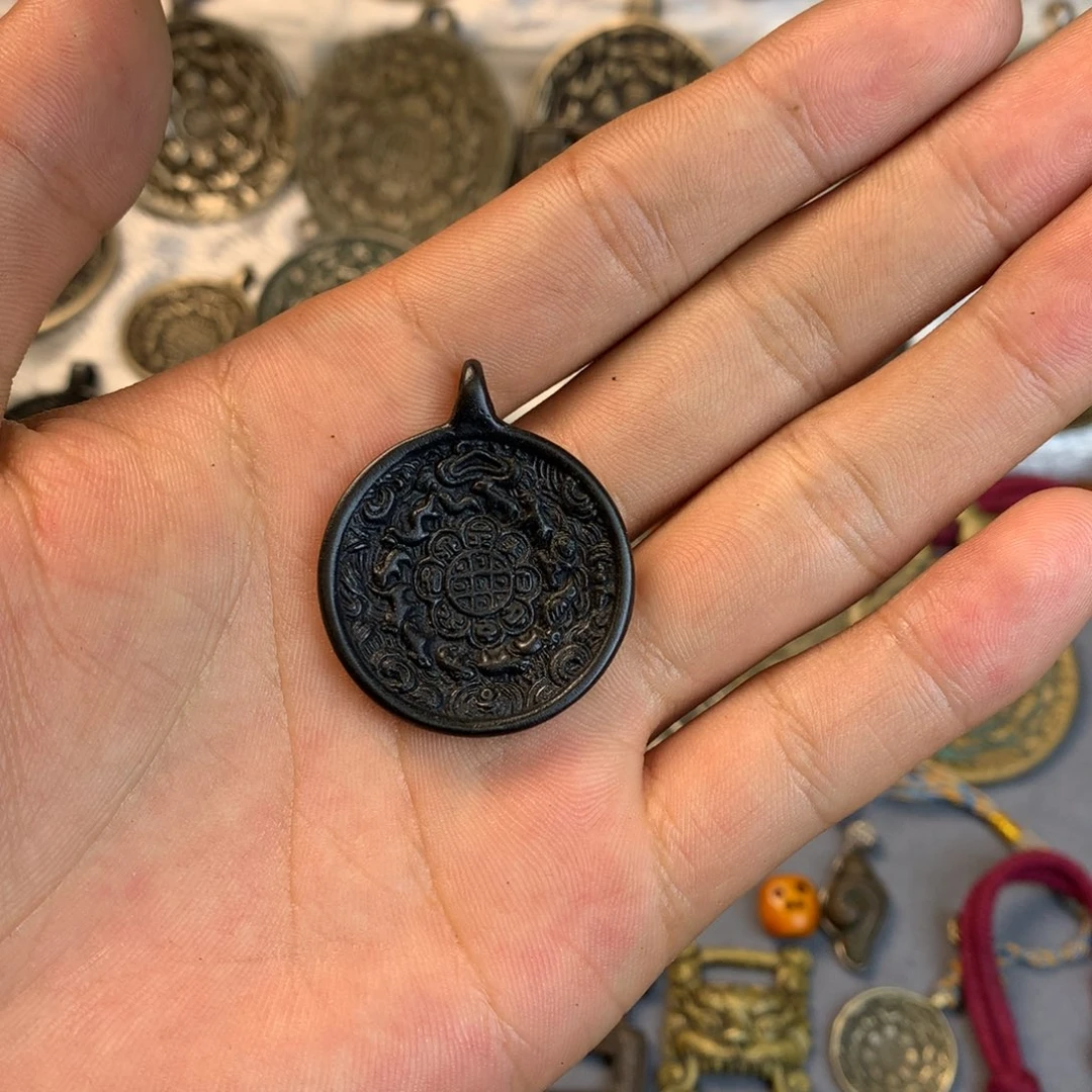 龍***爺直播间漏价九宫八卦牌