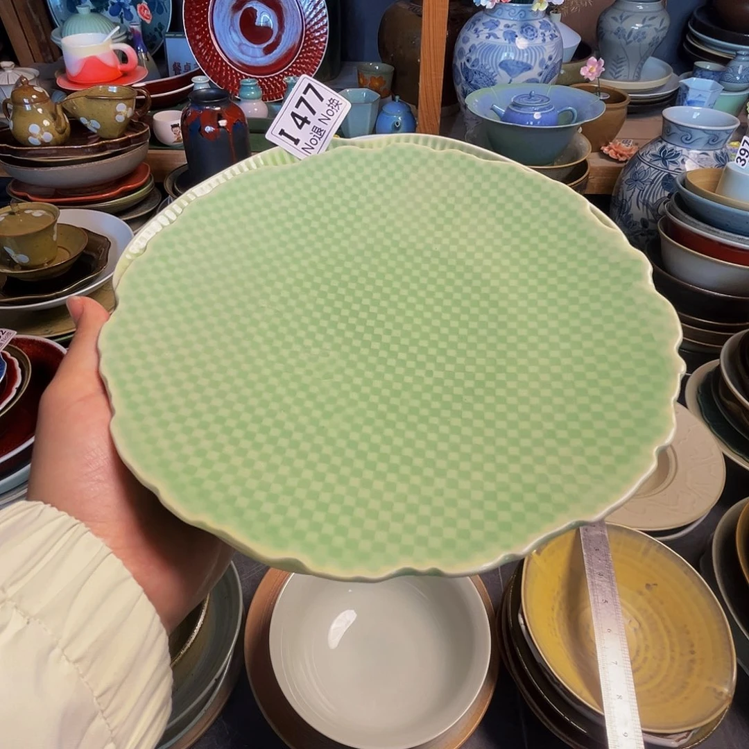 瓷片元**姐i477豆青两只