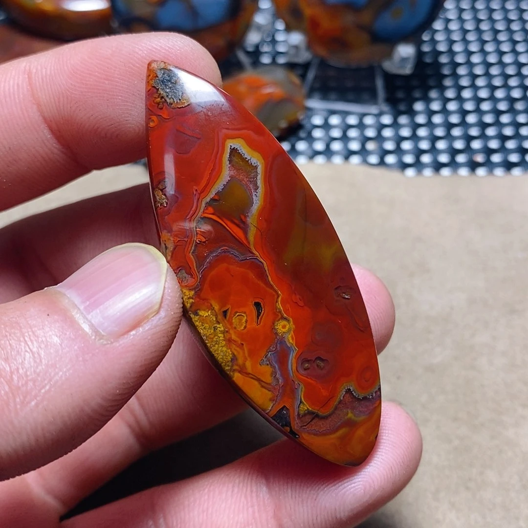 玛瑙/玉髓颈饰未镶嵌杨****拾