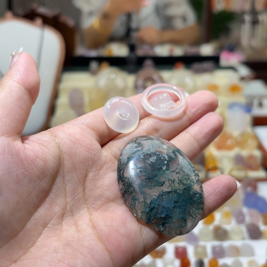 星***辰玛瑙/玉髓未镶嵌颈饰