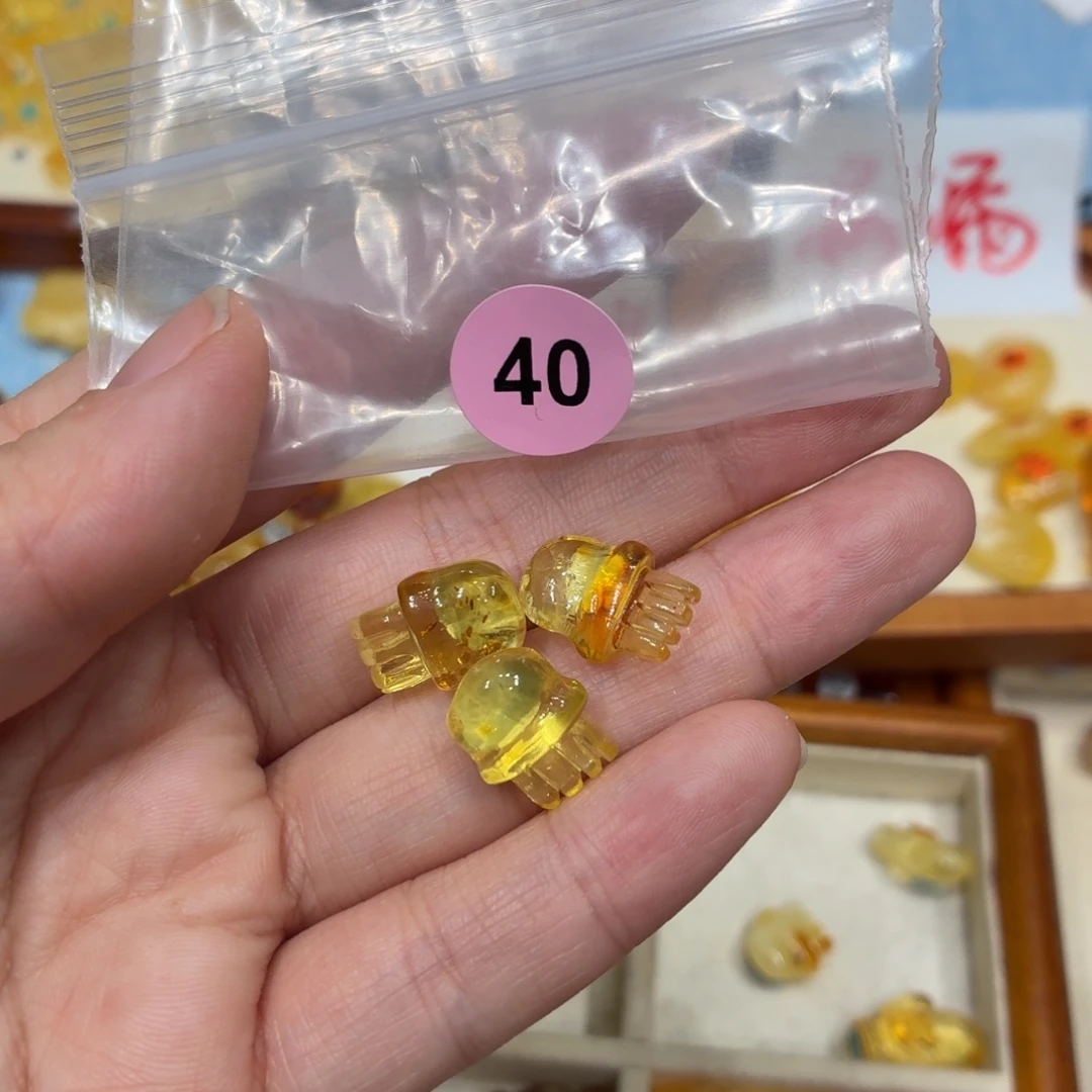 琥珀未镶嵌珠宝奇石