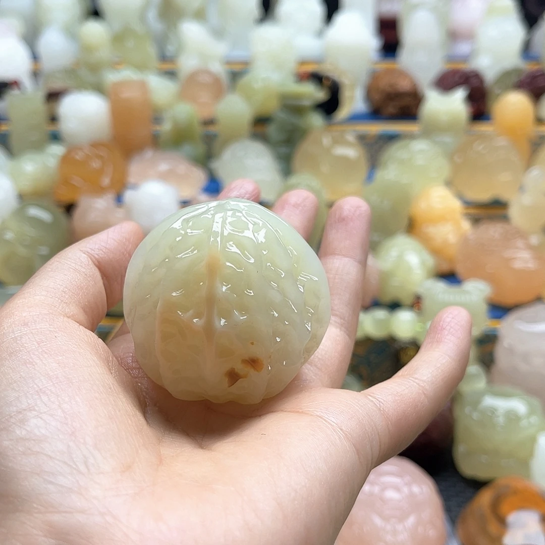 李***蓓新疆昆仑山脉山料