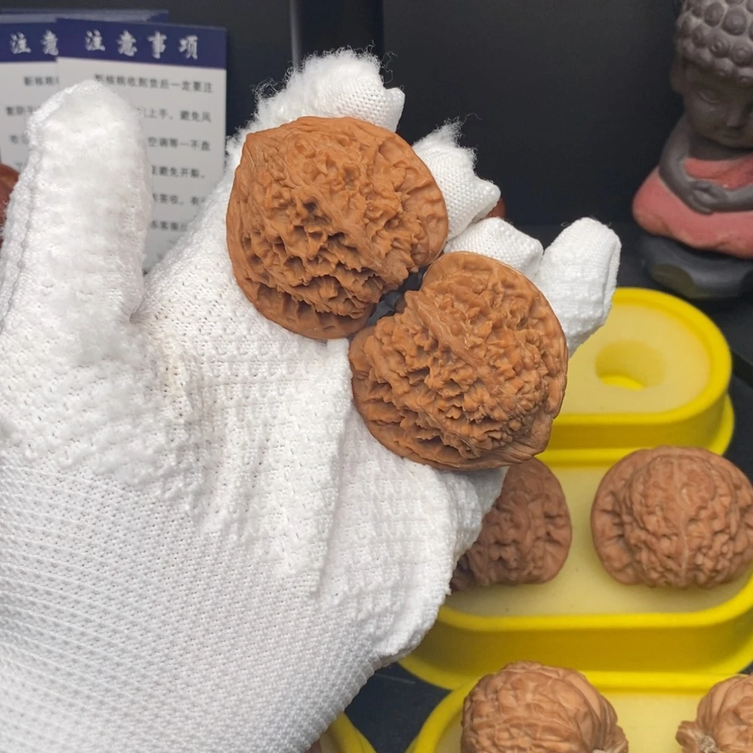 铁***儿把件核桃45满天星全品