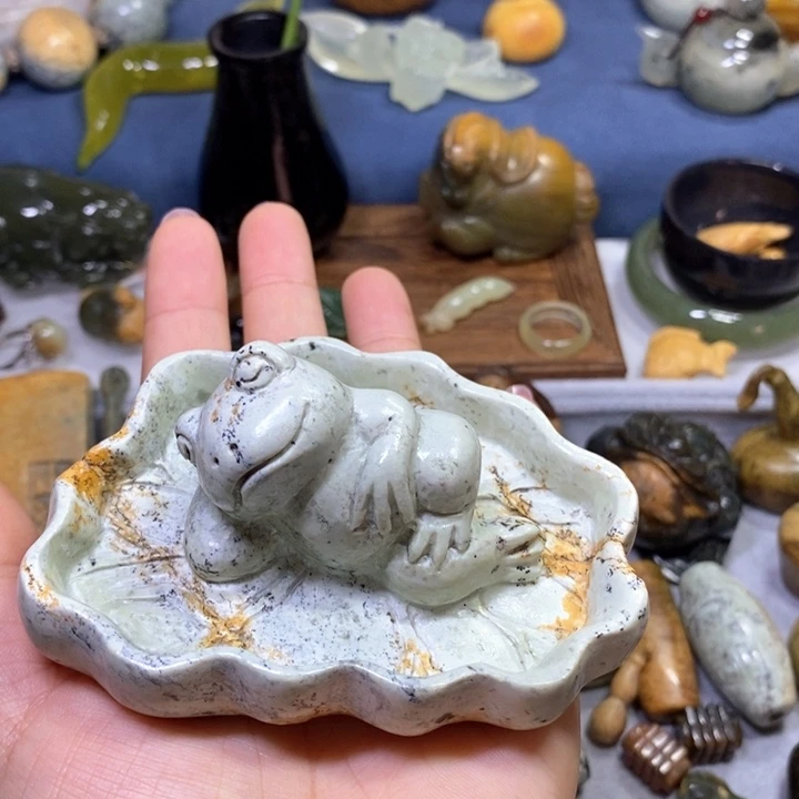 岫岩河磨玉（透闪石质玉）未镶嵌摆件