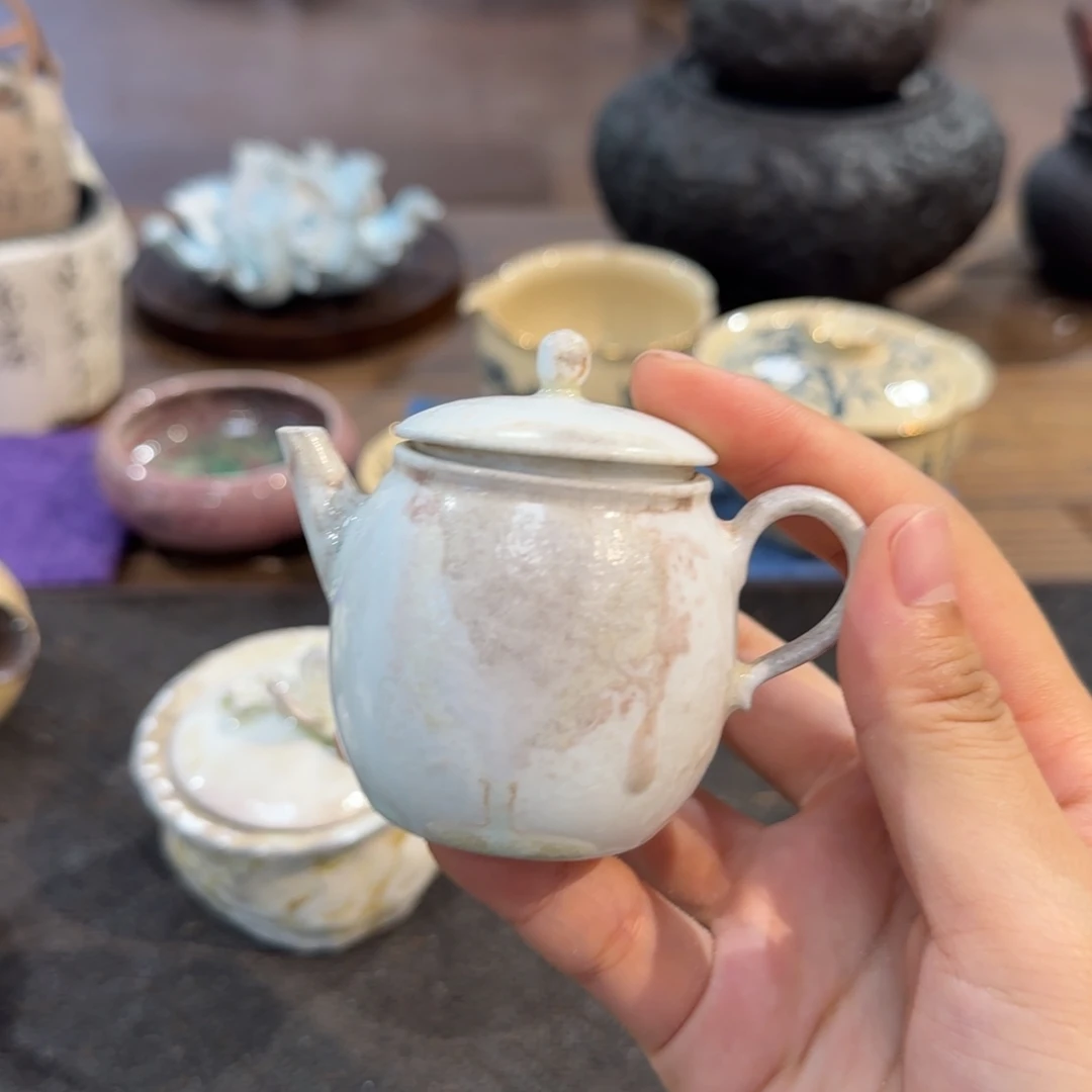 觀***山景德镇手作器皿了