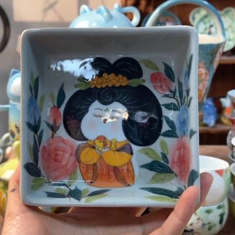 炉景德镇釉下手绘陶瓷