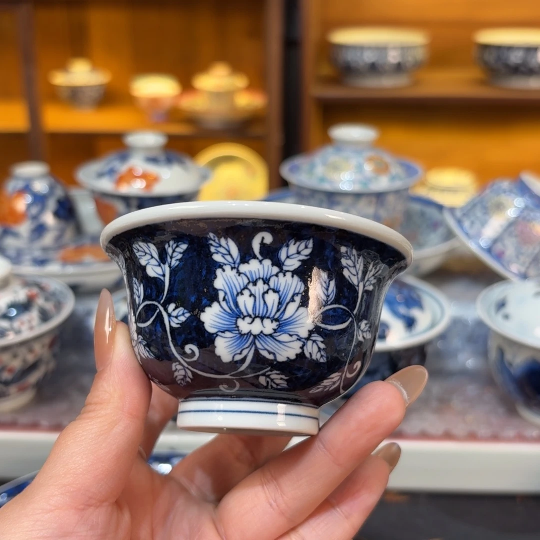 杯子。。。。。。。。。。。。。