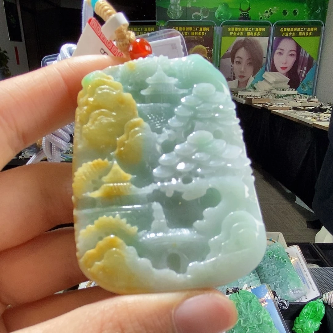 颈饰未镶嵌翡翠翡翠