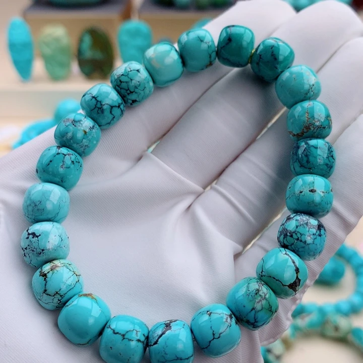 绿松石未镶嵌挂件