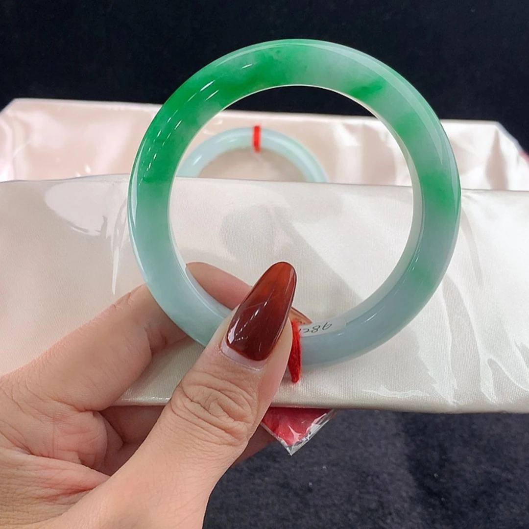 【闪购商品】未镶嵌手镯翡翠正59.7