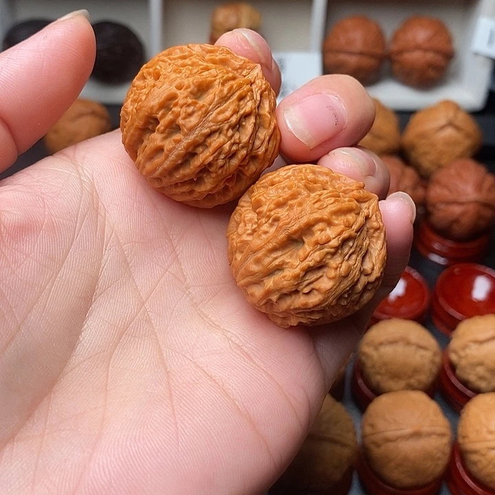 吊坠文玩核桃麒麟兽