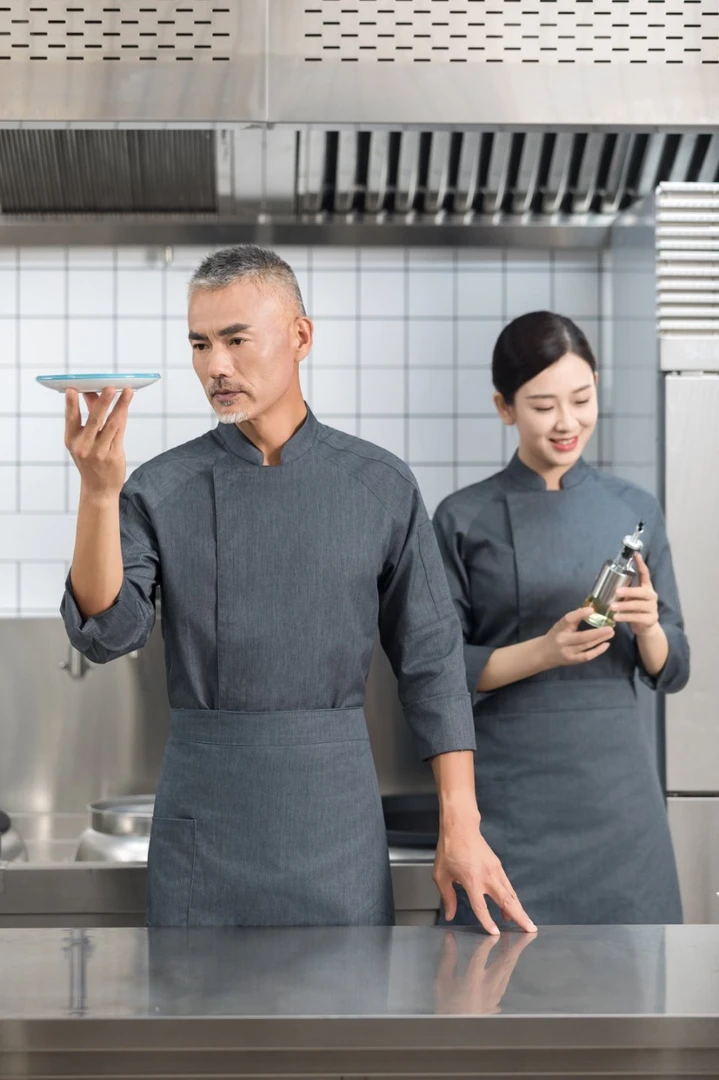 高档厨师工作服棉质长袖秋冬透气酒店西餐厅烘培饭店厨房工衣