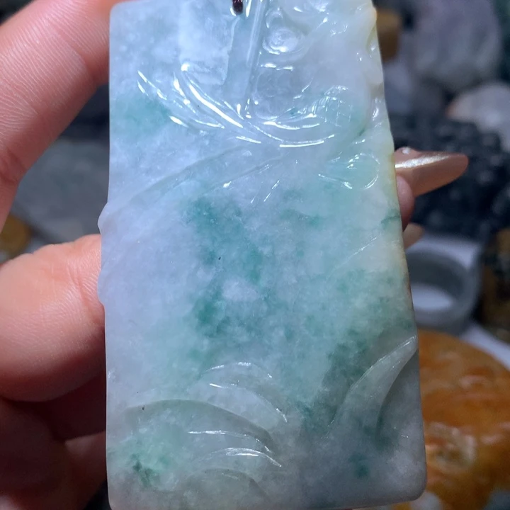 翡翠未镶嵌颈饰保真天然A货翡翠