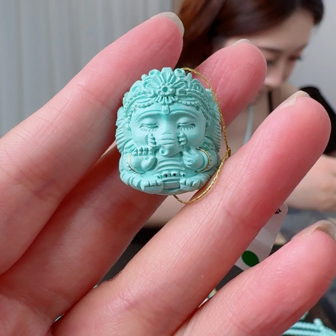 未镶嵌绿松石珠宝奇石