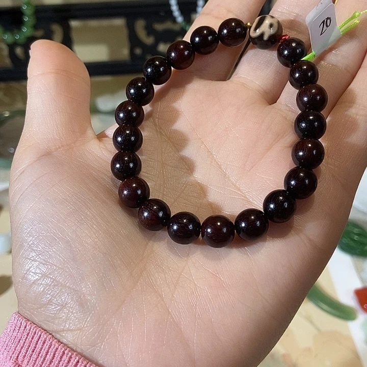 未镶嵌和田玉（糖玉）挂件这个