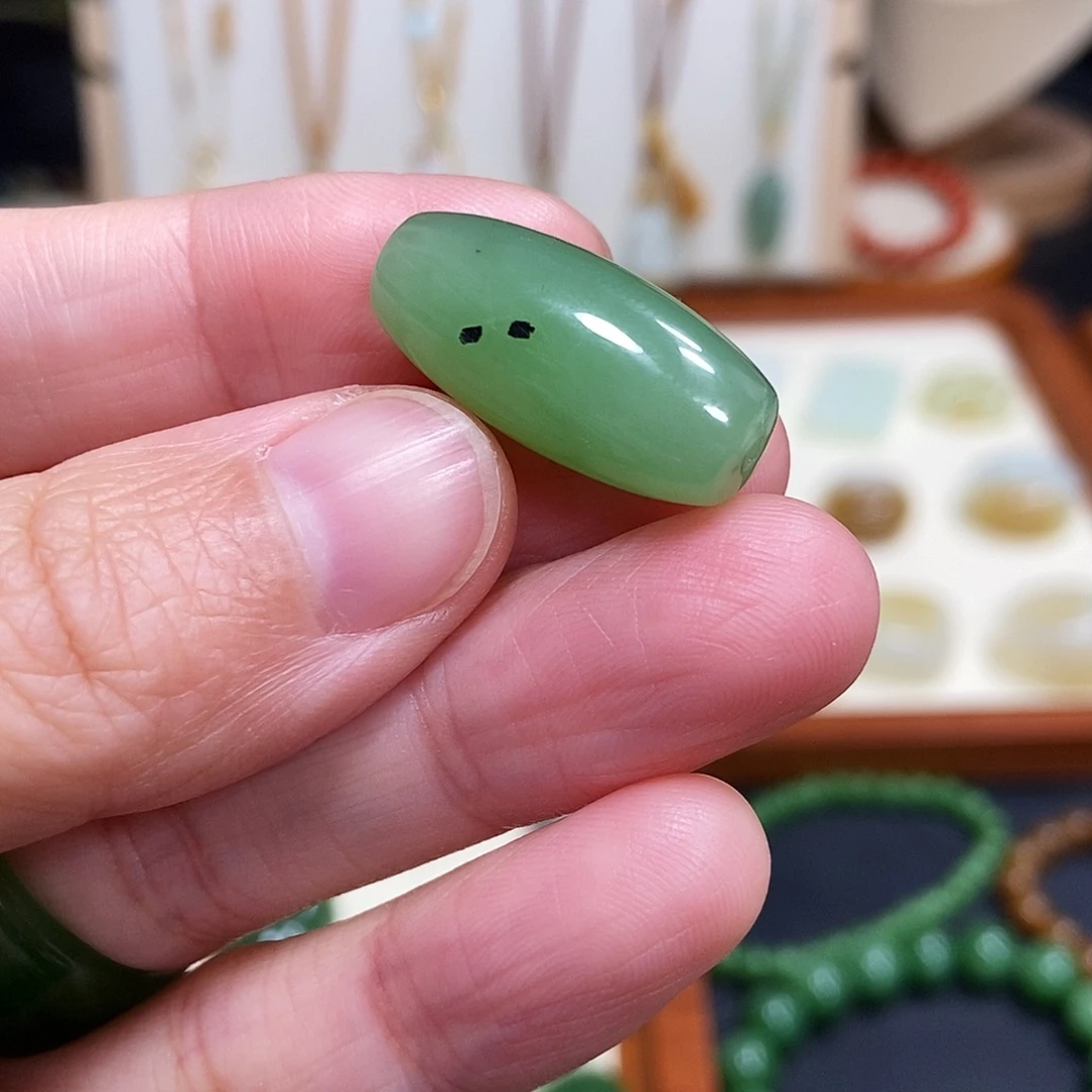 和田玉未镶嵌吊坠(不含链)