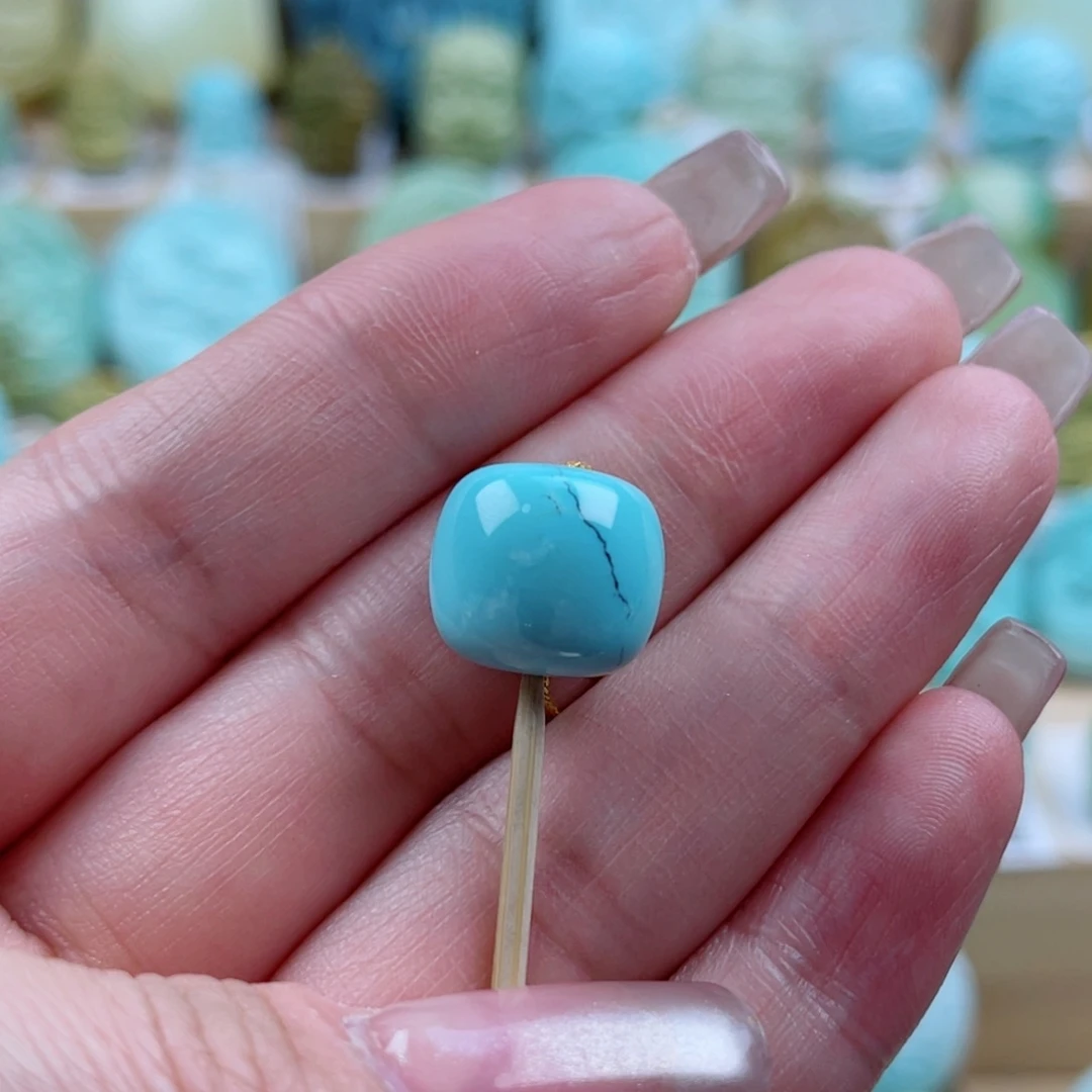 绿松石未镶嵌珠宝奇石13mm