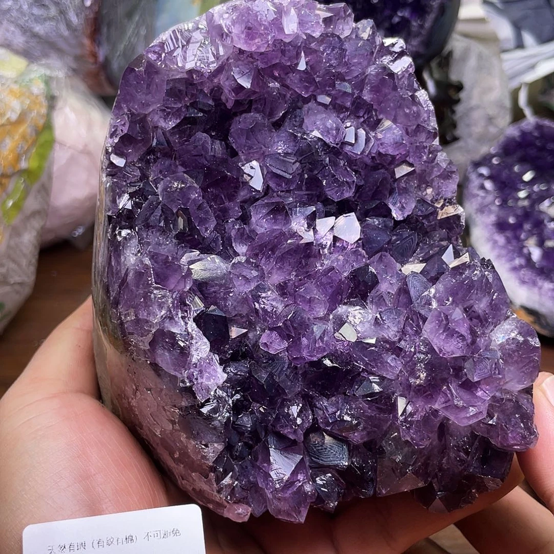 未镶嵌水晶大型摆件（非配饰）