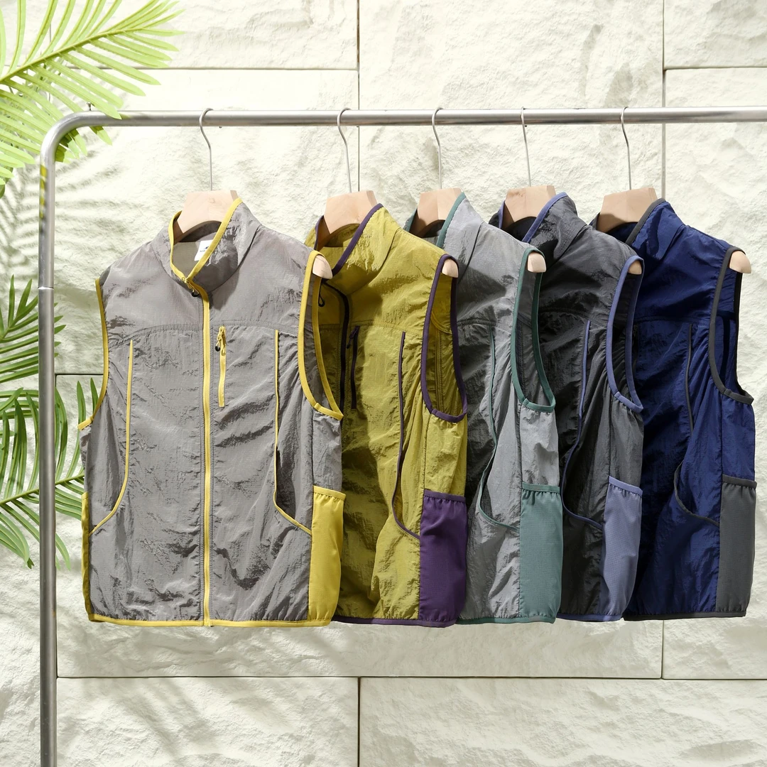 山系搭配指南男女户外露营登山轻薄防水透气叠穿立领情侣时尚马甲