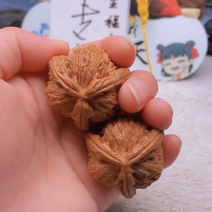 吊坠文玩核桃重****洋三棱