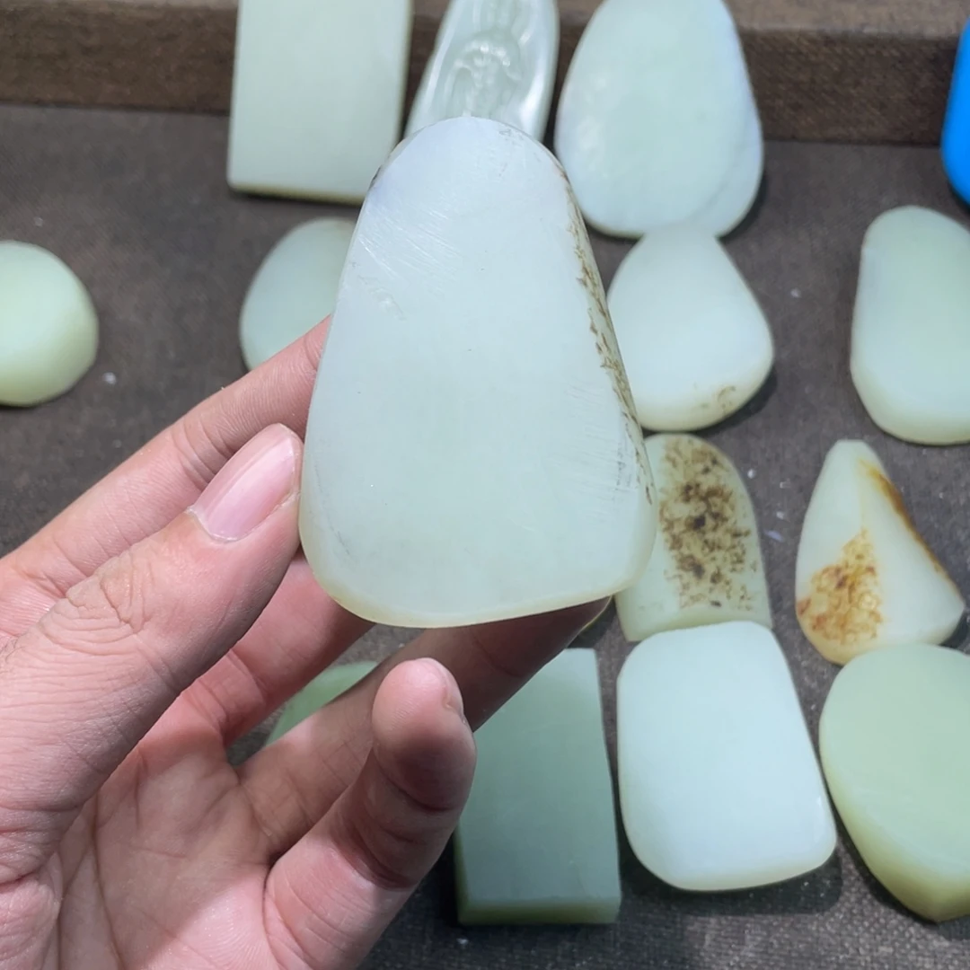 ꧁***꧂定制和田玉未镶嵌挂件