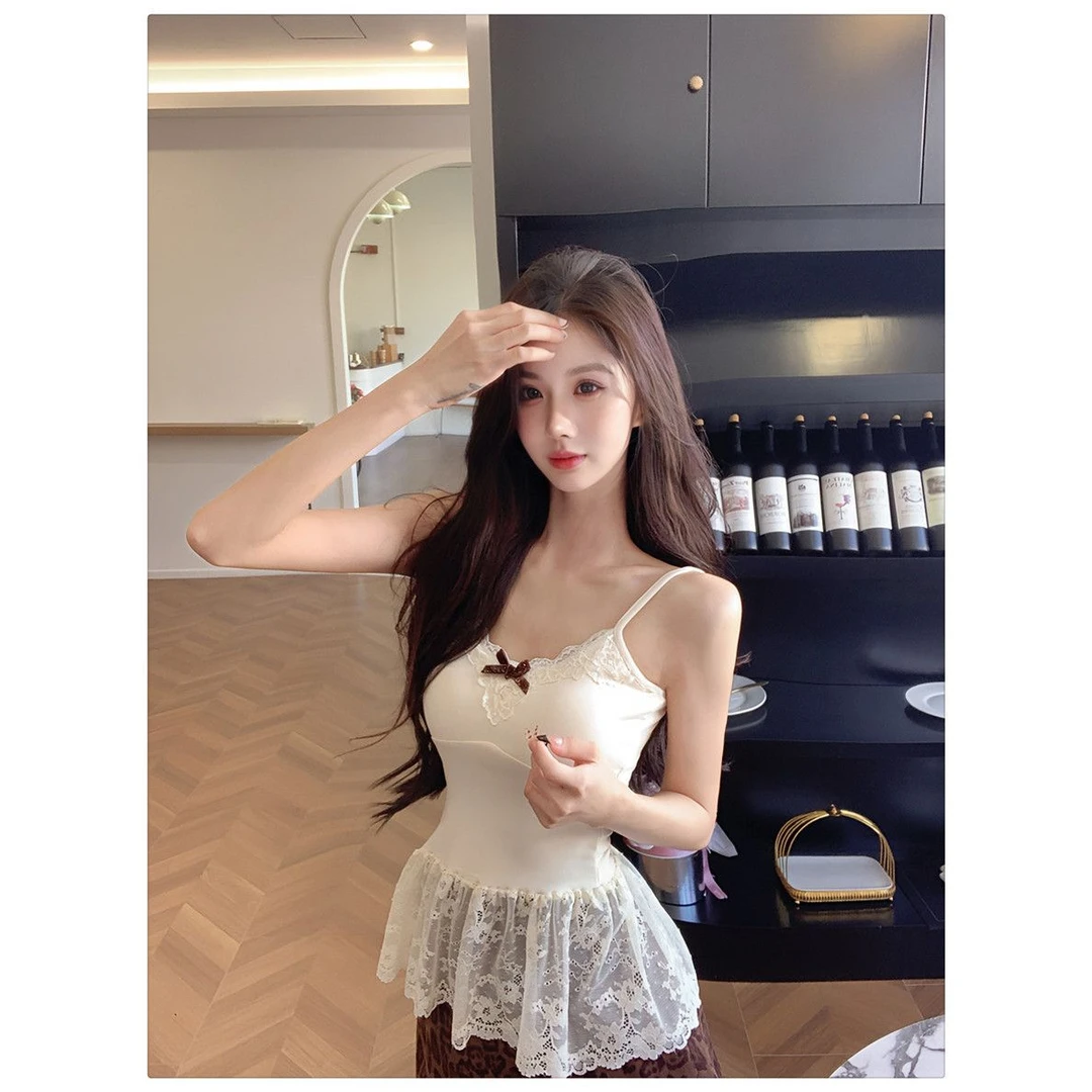 法式蝴蝶结叠穿白色蕾丝吊带背心女秋冬甜辣妹打底衫无袖上衣早春